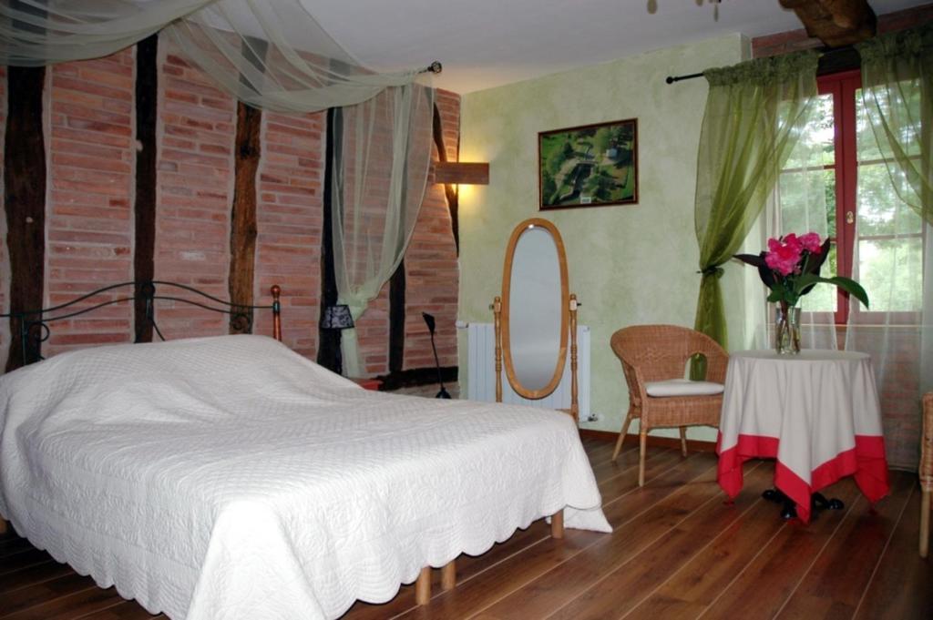 Chambres D'Hotes Les Douves Saint-Thomas  部屋 写真